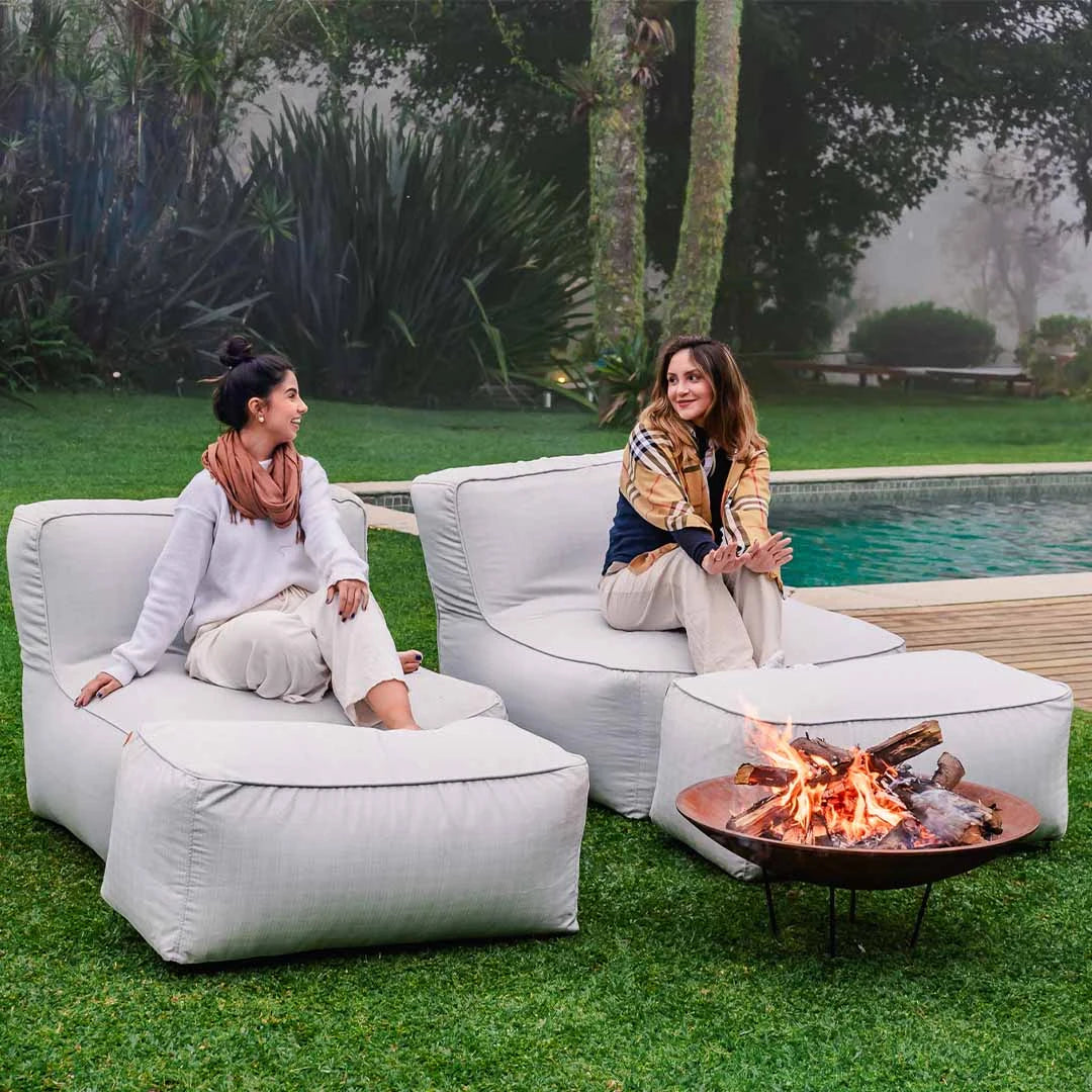 Kit 2 Puffs com Apoios + Lareira Externa 60cm