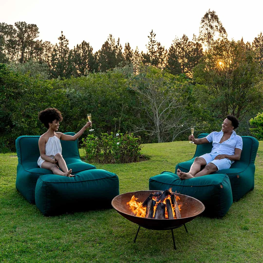 Kit 2 Puffs com Apoios + Lareira Externa 60cm