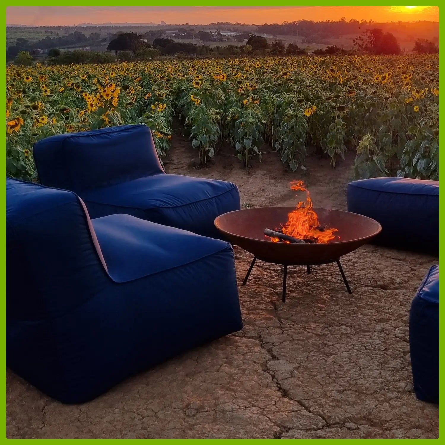 Kit 2 Puffs Joy com Apoios + Lareira Externa 80cm