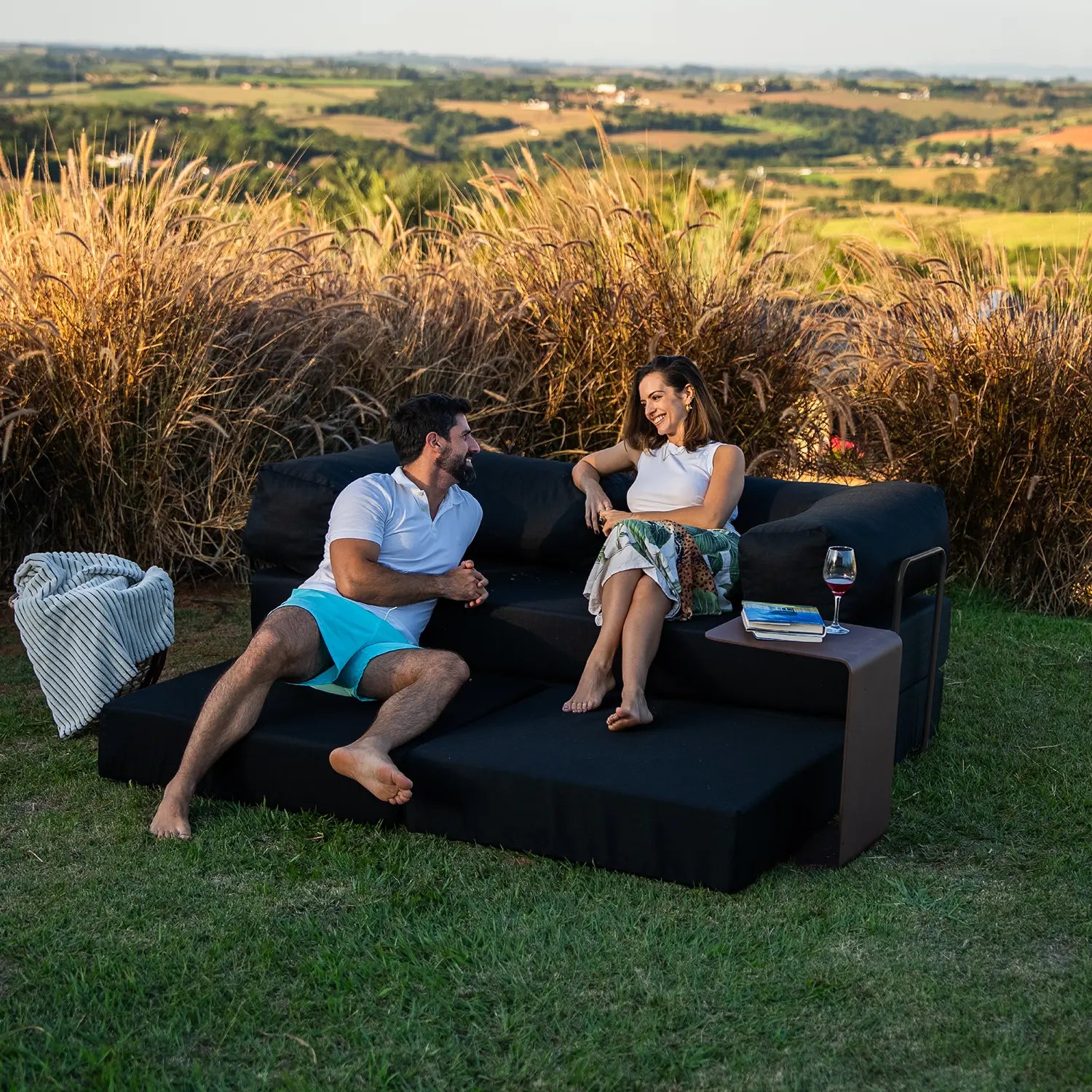 Sofá Outdoor Bloom 2 Lugares + Chaise